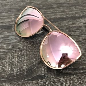 Quay Sunglass